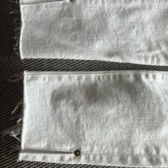 FRAME Le High Skinny Crop in Blanc Transit White Destroyed Stretch Jeans - Picture 9 of 9